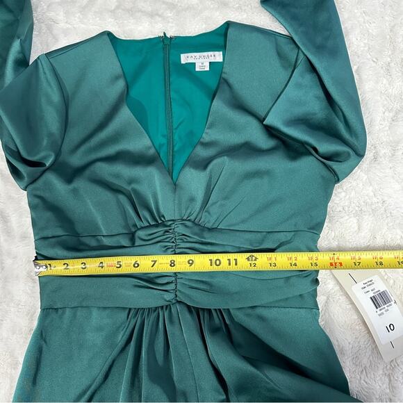 Kay Unger Size 10 Green Elegant V-Neck Ruched Waist Evening Gown Kayla Dress - Picture 13 of 16